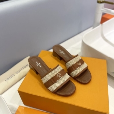 Louis Vuitton Slippers